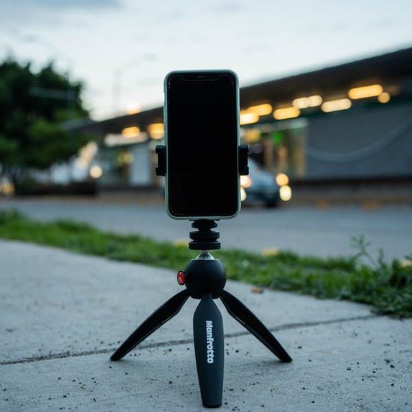Mini tripod for phone