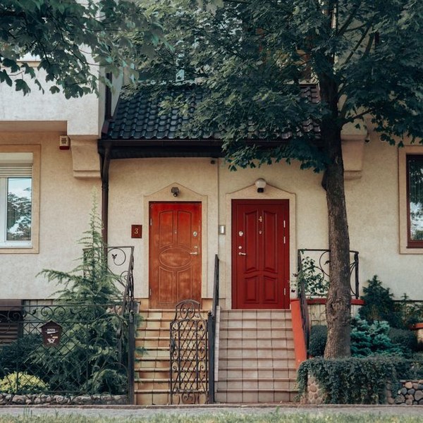 Smart video doorbell