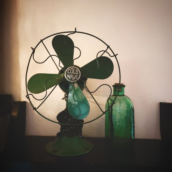 USB desk fan
